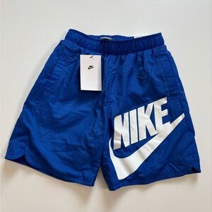 Nike Kids Standard Fit Blue Shorts New with Tags Size Medium